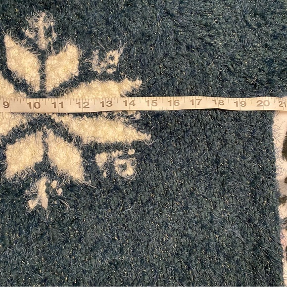 Shrinking Violet cozy sweater size large - Picture 7 of 10